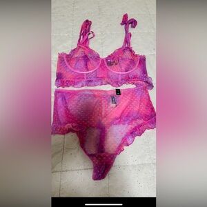 Torrid bra size 2X panty size 2 selling brand new.Lose weight can’t fit